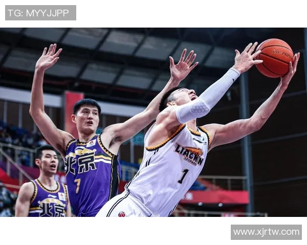 辽宁男篮主场击败上海,连胜场次达到十连胜 辽宁男篮主场击败上海,连胜场次达到十连胜